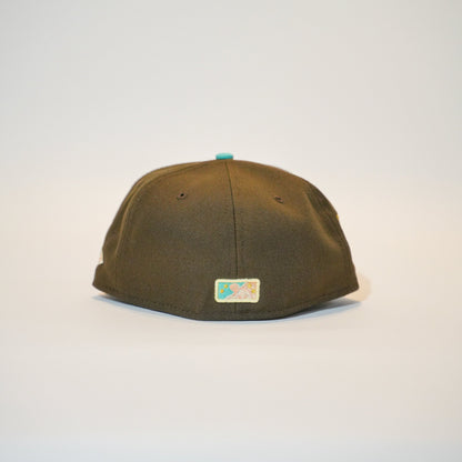 NEW ERA EXCLUSIVE 59FIFTY BROWN/BLUSH BUFFALO BISONS W/ HOMETOWN COLLECTION SIDE PATCH
