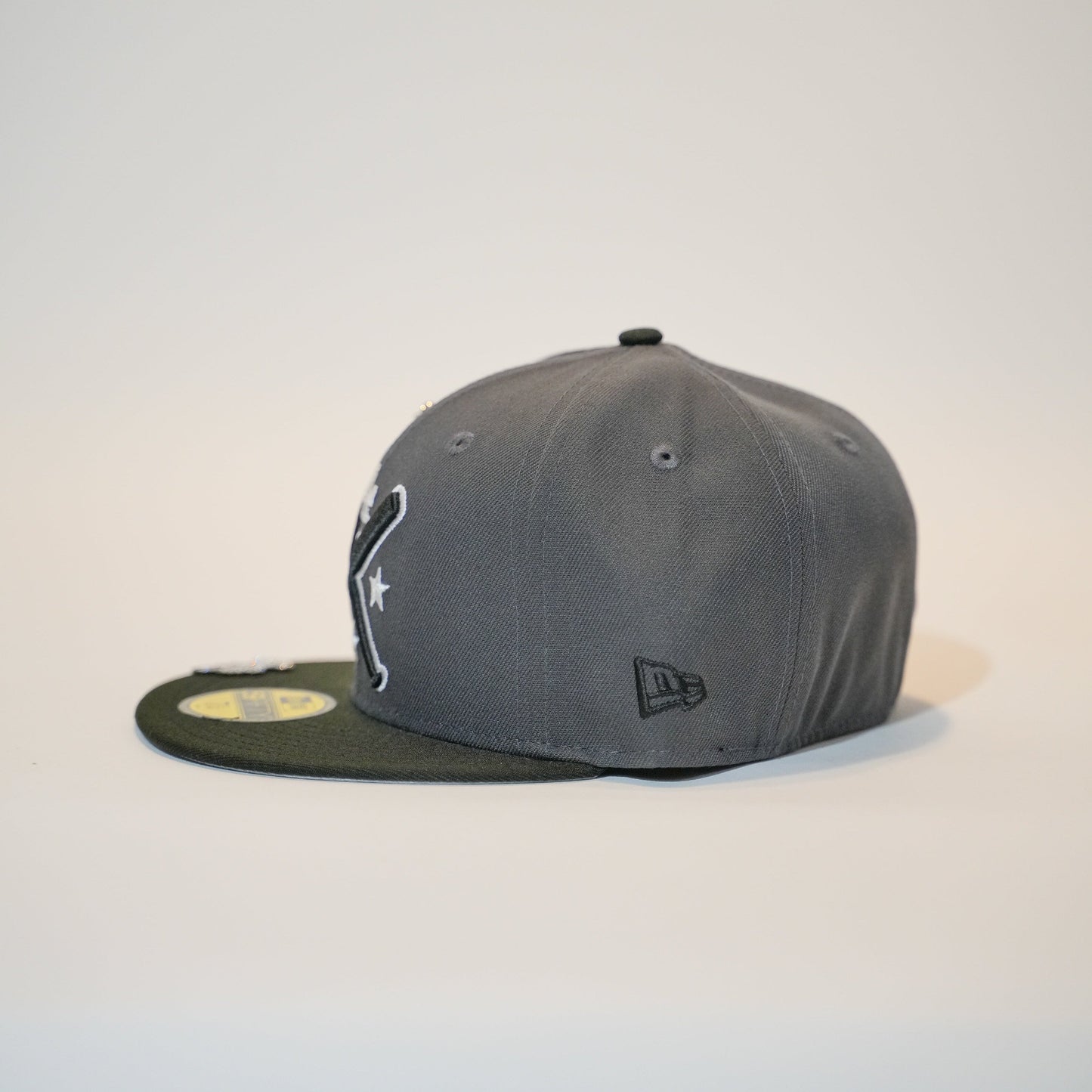 NEW ERA EXCLUSIVE 59FIFTY GREY/BLACK LOS ANGELES DODGERS W/ 2020 WORLD CHAMPIONS SIDE PATCH