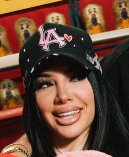 31 HATS "LA SWEETHEARTS”