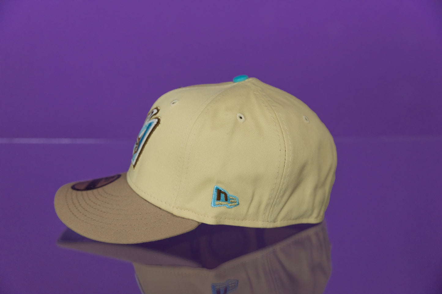 NEW ERA 59FIFTY VEGAS GOLD/LIGHT KHAKI ANAHEIM ANGELS W/ 50TH ANNIVERSARY SIDE PATCH