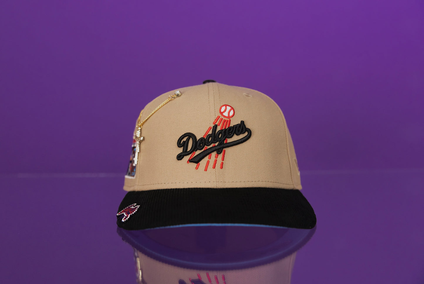 NEW ERA EXCLUSIVE 59FIFTY CAMEL BROWN/CORDUROY LOS ANGELES DODGERS W/ JACKIE ROBINSON SIDE PATCH