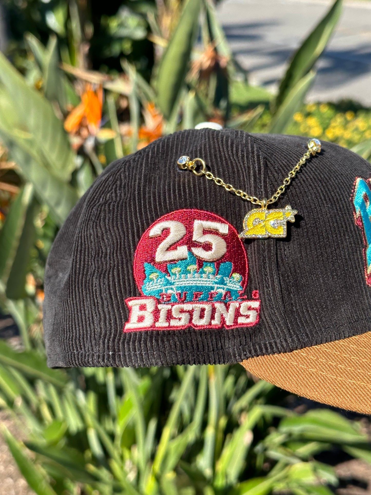 NEW ERA EXCLUSIVE 59FIFTY CORDUROY/KAHKI BUFFALO BISONS W/ 25TH ANNIVERSARY PATCH