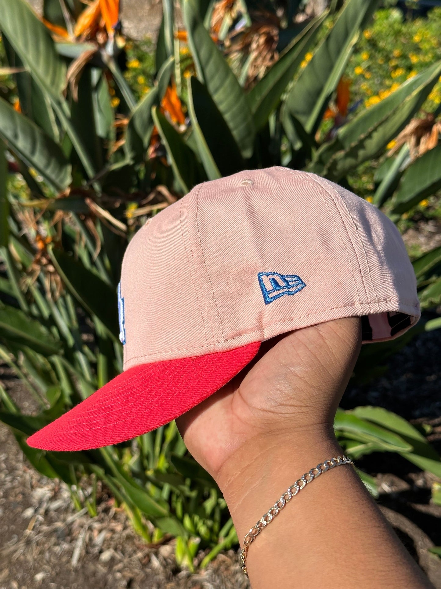 NEW ERA EXCLUSIVE 59FIFTY BLUSH/LAVA RED LOS ANGELES DODGERS W/ 2020 WORLD SERIES PATCH
