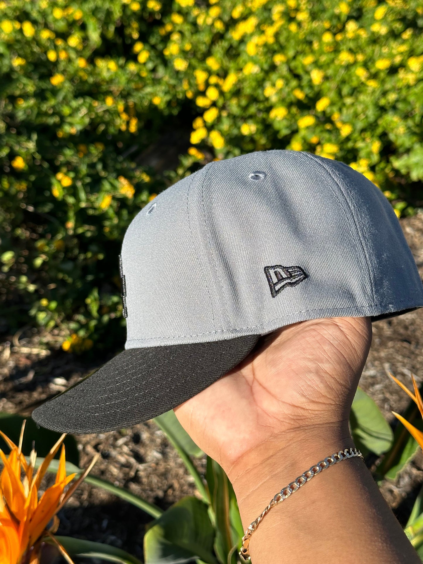 NEW ERA EXCLUSIVE 59FIFTY DARK GREY/BLACK LOS ANGELES DODGERS TWO TONE