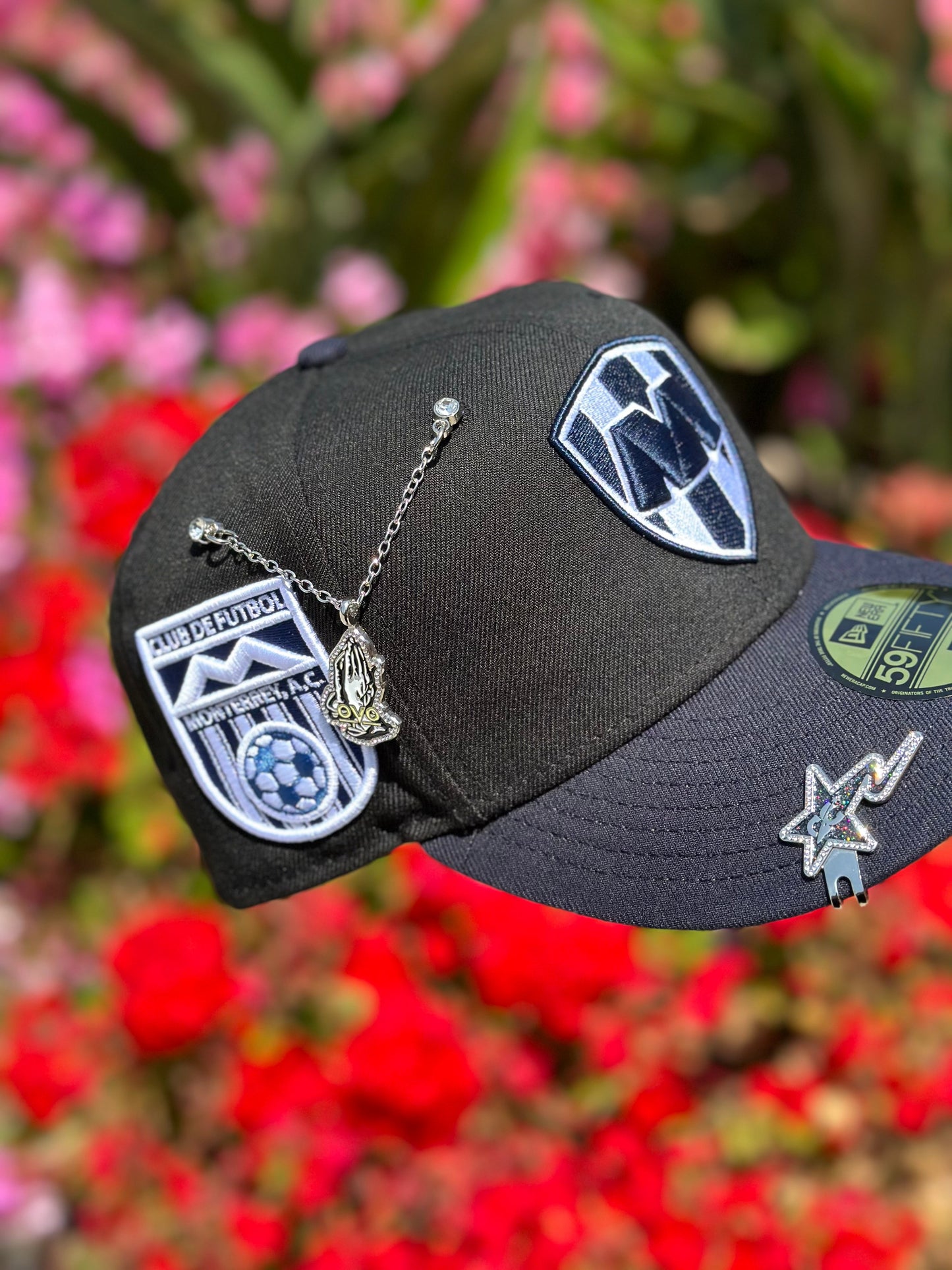 NEW ERA EXCLUSIVE 59FIFTY BLACK/NAVY "CLUB MONTERREY" W/ CLUB DE FUTBOL MONTERREY SIDE PATCH