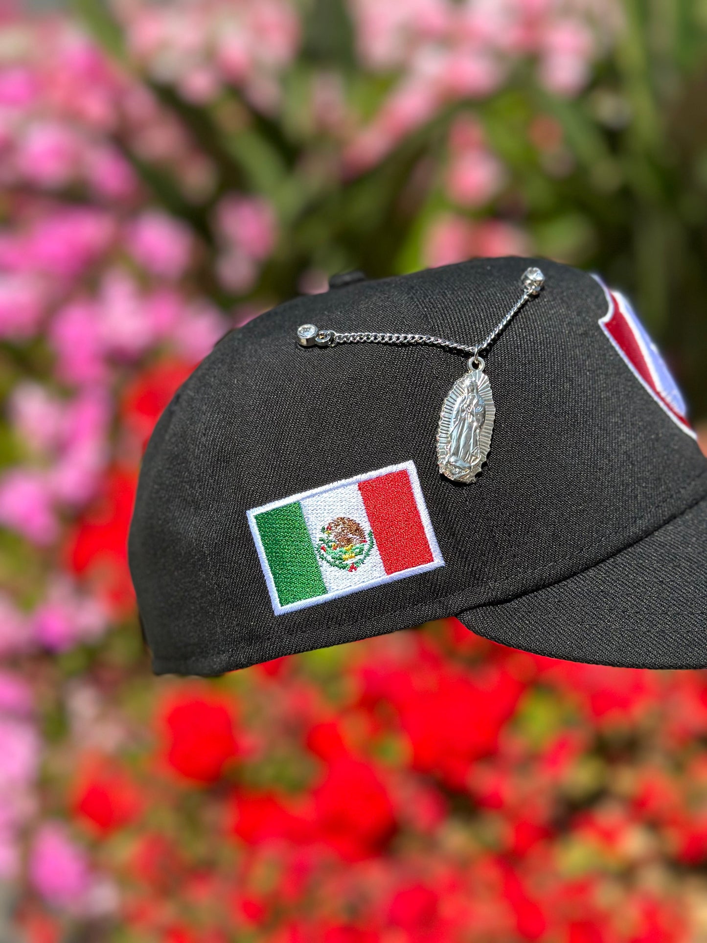 NEW ERA EXCLUSIVE 59FIFTY BLACK "ATLAS DE GUADALAJARA" W/ MEXICO FLAG SIDE PATCH