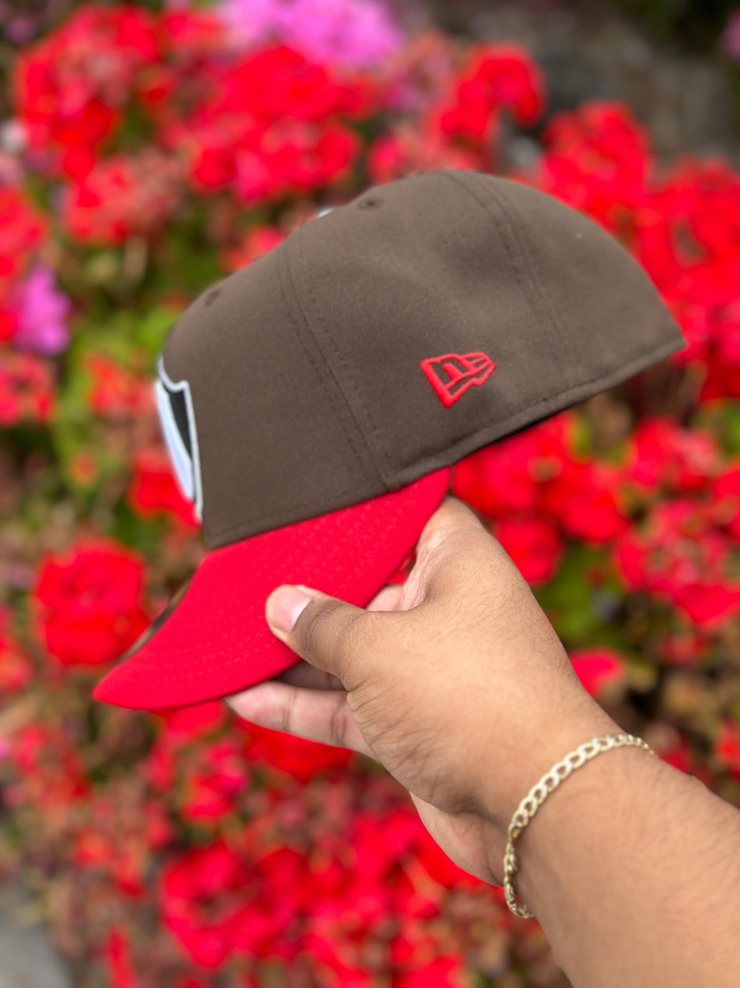 NEW ERA EXCLUSIVE 59FIFTY MOCHA/RED "ATLAS DE GUADALAJARA" W/ MEXICO FLAG SIDE PATCH