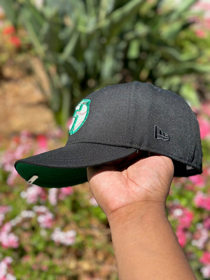 NEW ERA EXCLUSIVE 59FIFTY BLACK CLEVELAND GUARDIANS W/ "PROGRESSIVE FIELD" SIDE PATCH