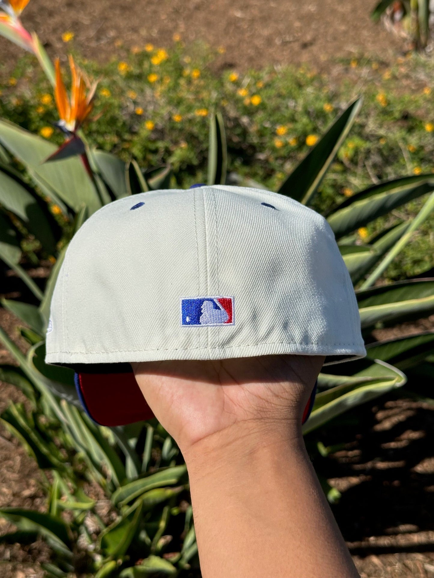 NEW ERA EXCLUSIVE 59FIFTY CHROME WHITE/BLUE LOS ANGELES DODGERS W/ 60TH ANNIVERSARY SIDE PATCH