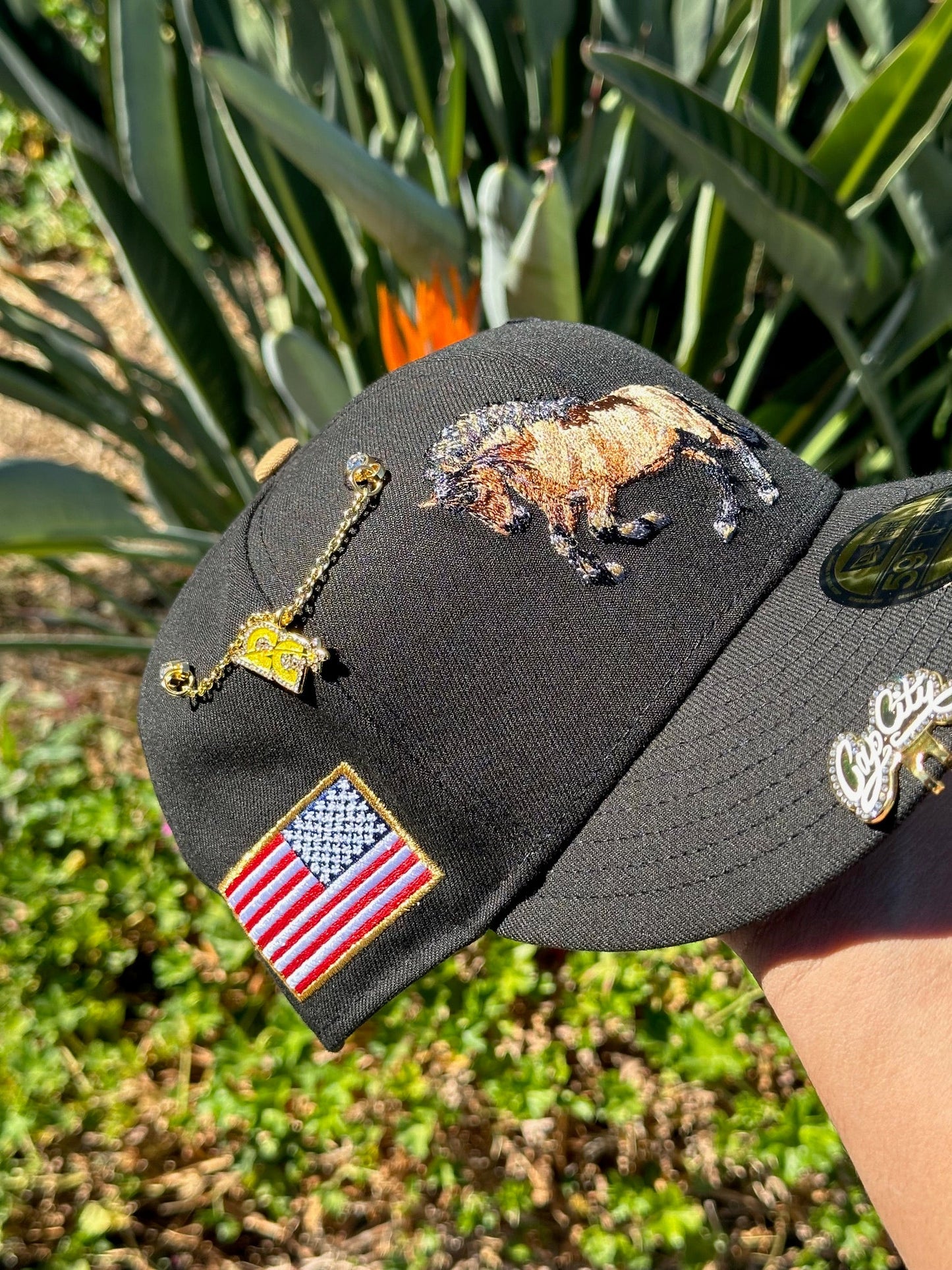 NEW ERA EXCLUSIVE 59FIFTY BLACK "STALLION" W/ AMERICAN FLAG SIDE PATCH