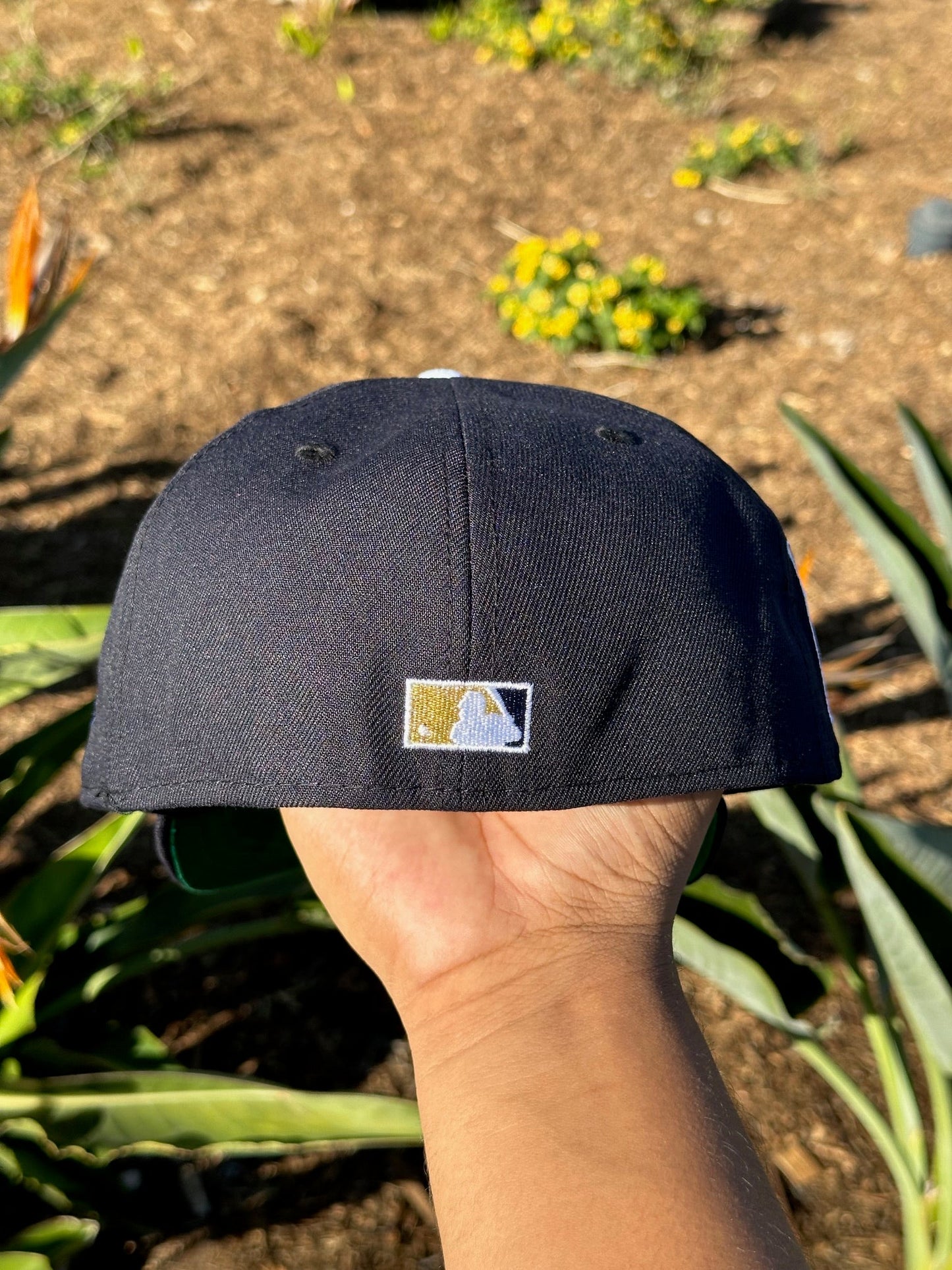 NEW ERA EXCLUSIVE 59FIFTY NAVY LOS ANGELES DODGERS SCRIPT W/ "JACKIE ROBINSON" SIDE PATCH