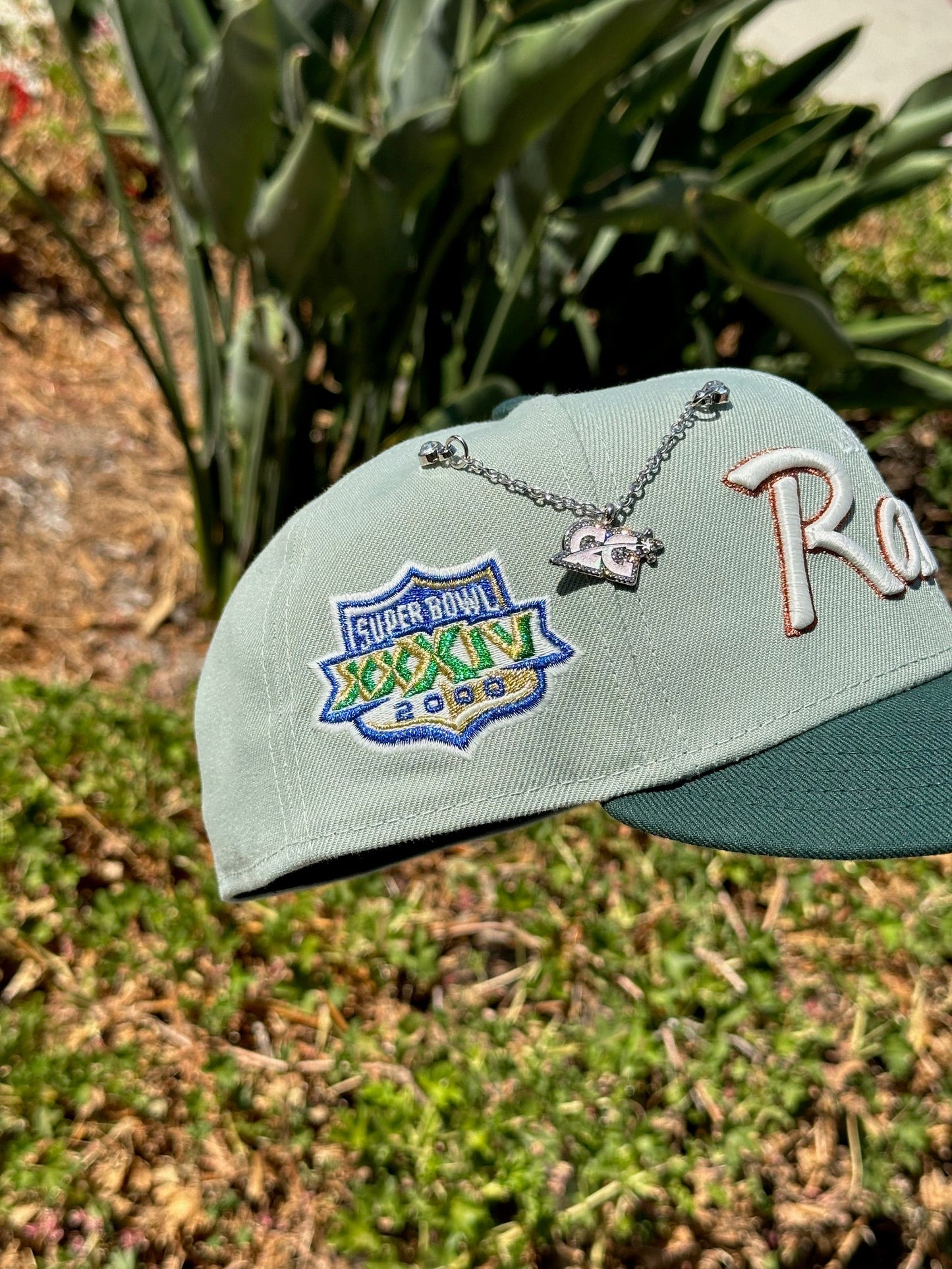 NEW ERA EXCLUSIVE 59FIFTY MINT/EMERALD LOS ANGELES RAMS SCRIPT W/ SUPERBOWL XXXIV SIDE PATCH