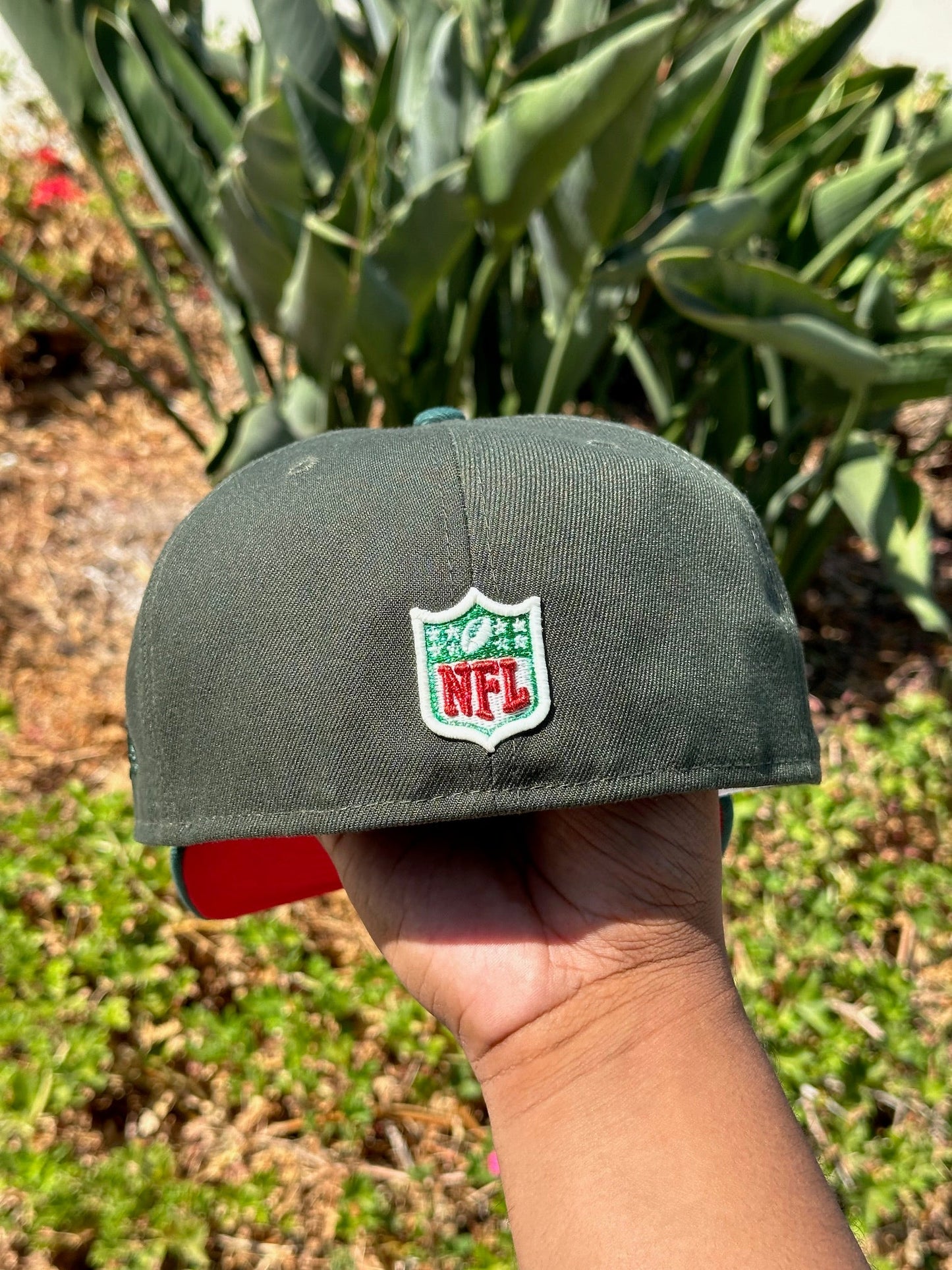 NEW ERA EXCLUSIVE 59FIFTY EMERALD GREEN LOS ANGELES RAMS SCRIPT W/ SUPERBOWL XXXIV SIDE PATCH