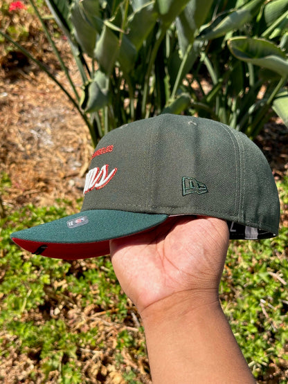 NEW ERA EXCLUSIVE 59FIFTY EMERALD GREEN LOS ANGELES RAMS SCRIPT W/ SUPERBOWL XXXIV SIDE PATCH