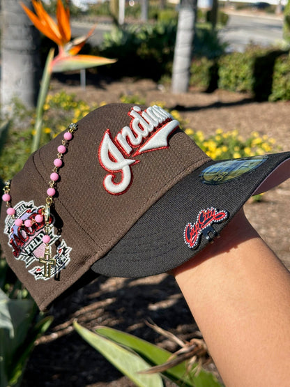 NEW ERA EXCLUSIVE 59FIFTY MOCHA/BLACK CLEVELAND INDIANS SCRIPT W/ "JACOBS FIELD" SIDE PATCH