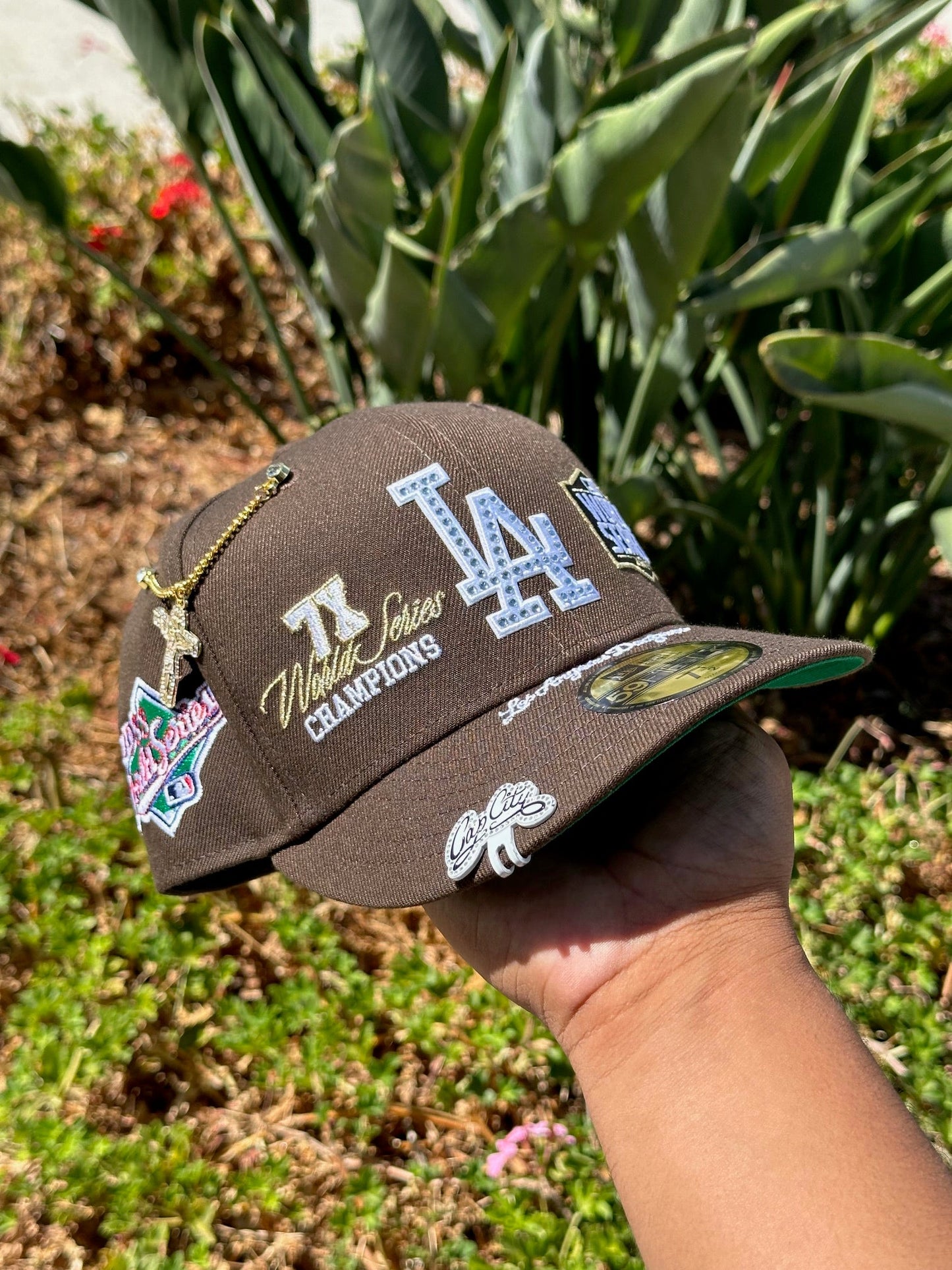 NEW ERA EXCLUSIVE 59FIFTY WALNUT LOS ANGELES DODGERS W/ WORLD SERIES EMBROIDERY PATCHES