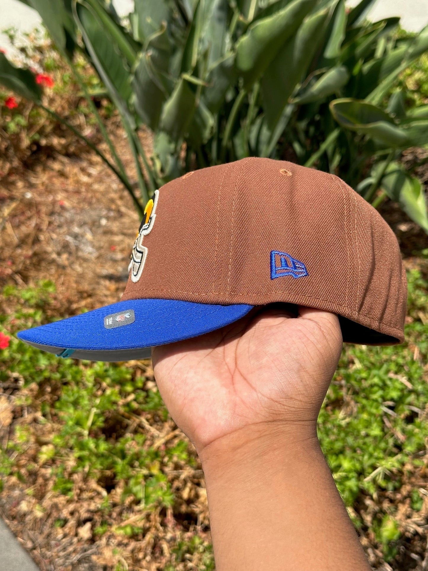 NEW ERA EXCLUSIVE 59FIFTY BROWN/BLUE LOS ANGELES RAMS  W/ 2000 SUPERBOWL SIDE PATCH