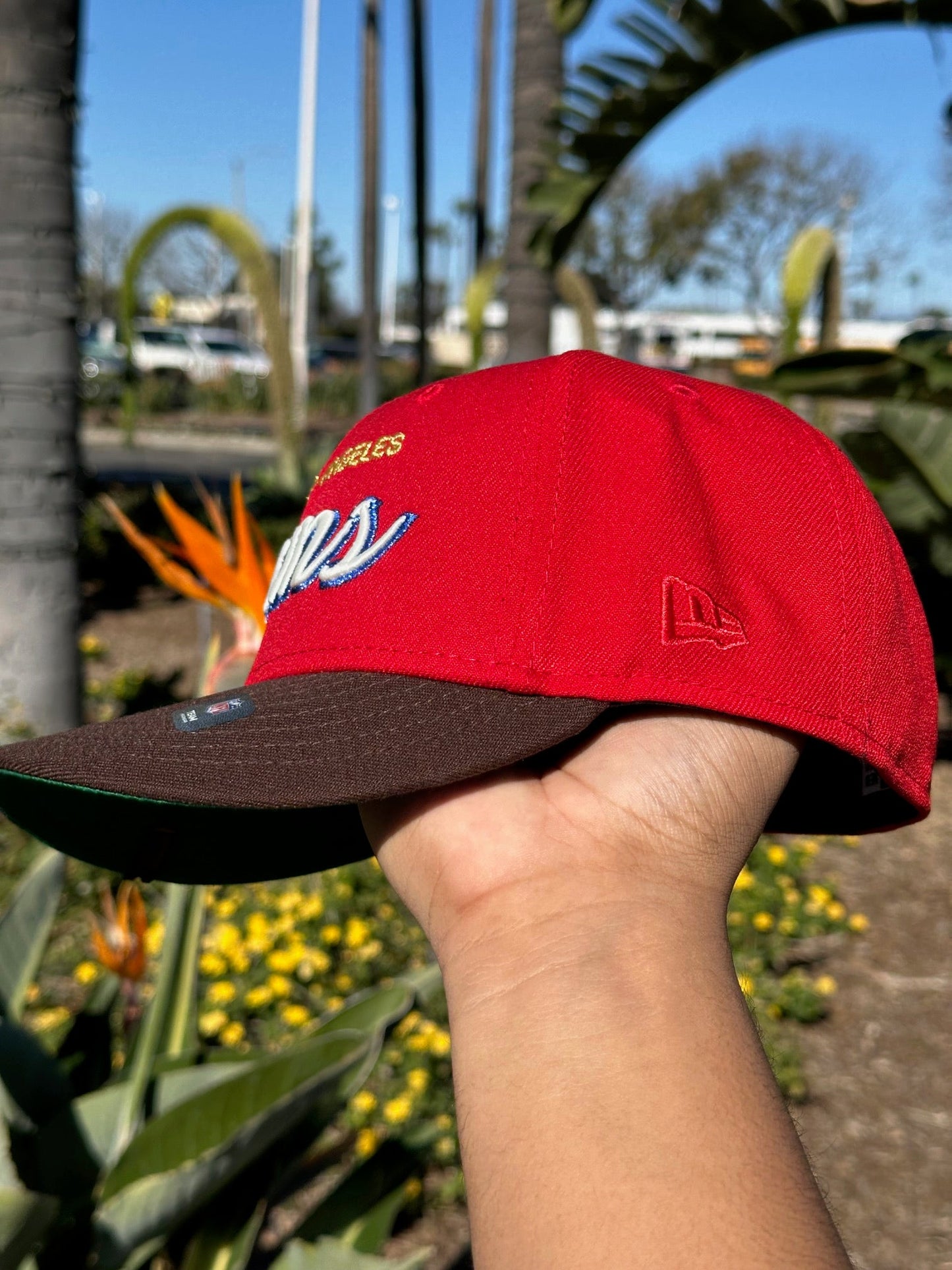 NEW ERA EXCLUSIVE 59FIFTY RED/WALNUT LOS ANGELES RAMS SCRIPT W/ PROBOWL SIDE PATCH