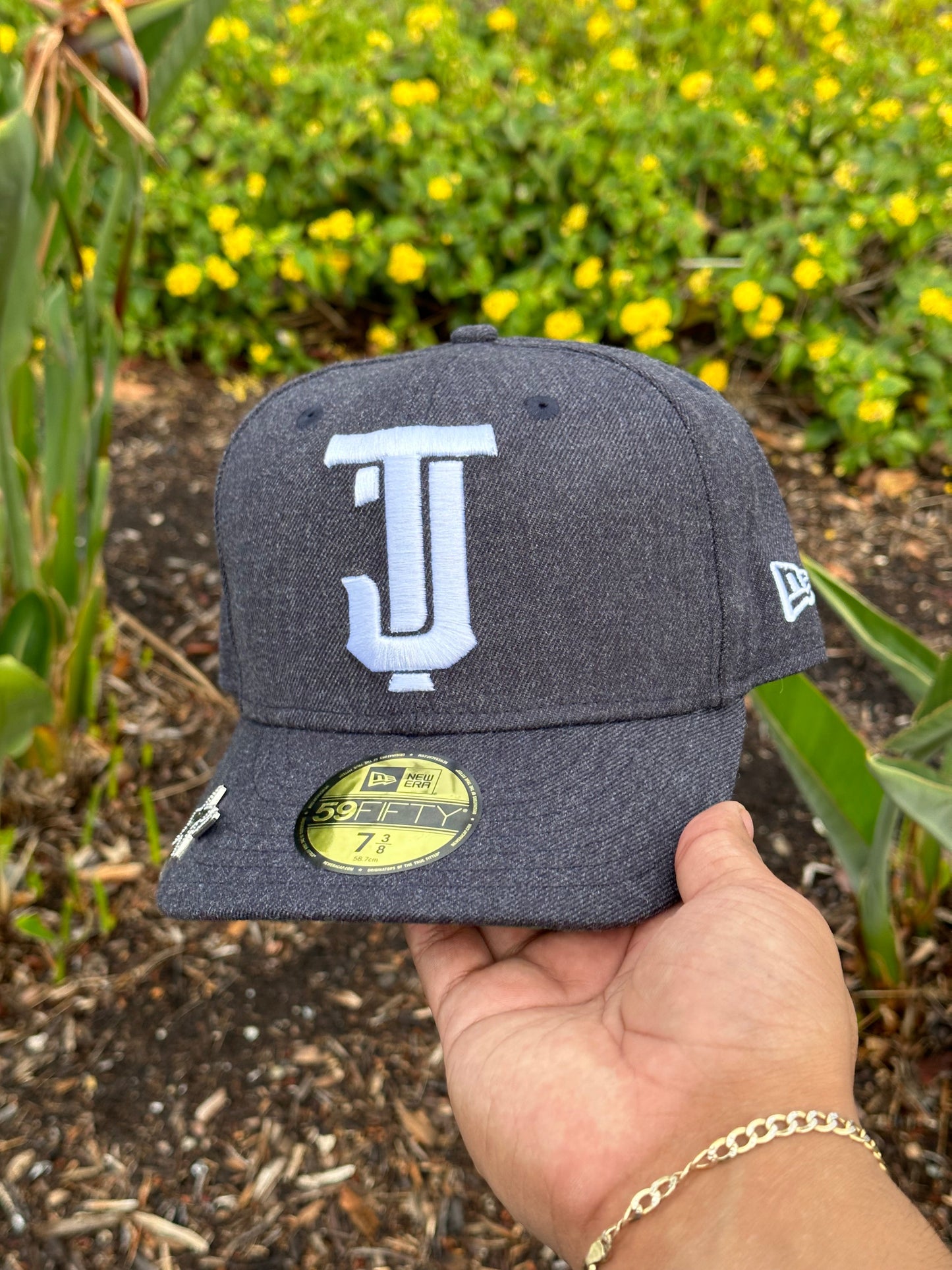 NEW ERA EXCLUSIVE 59FIFTY NAVY TOROS DE TIJUANA