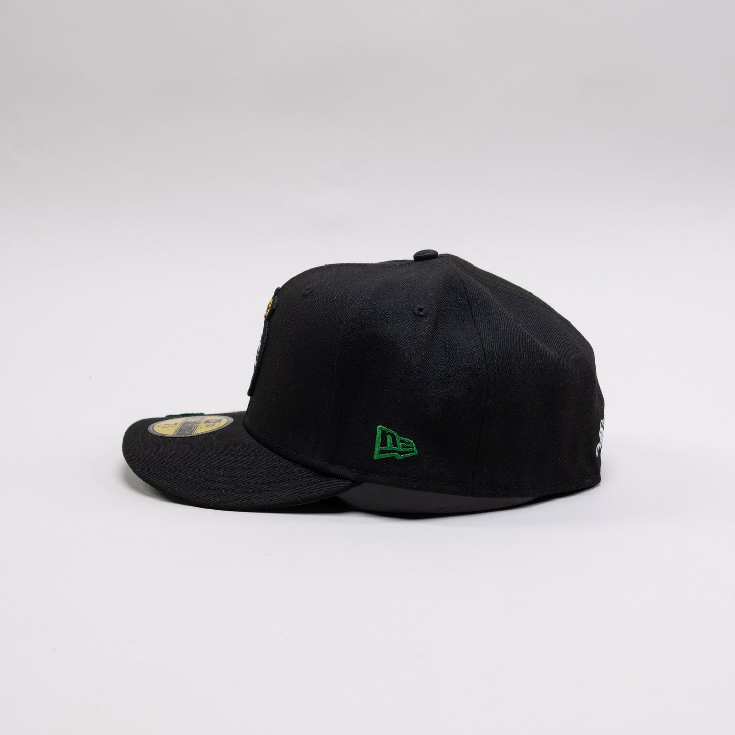 NEW ERA EXCLUSIVE 59FIFTY BLACK "SANTOS LAGUNA" W/ MEXICO FLAG SIDE PATCH