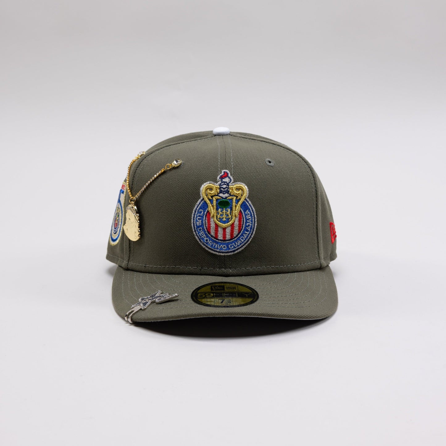 NEW ERA EXCLUSIVE 59FIFTY OLIVE GREEN "CHIVAS DE GUADALAJARA" W/ 115 ANNIVERSARY SIDE PATCH