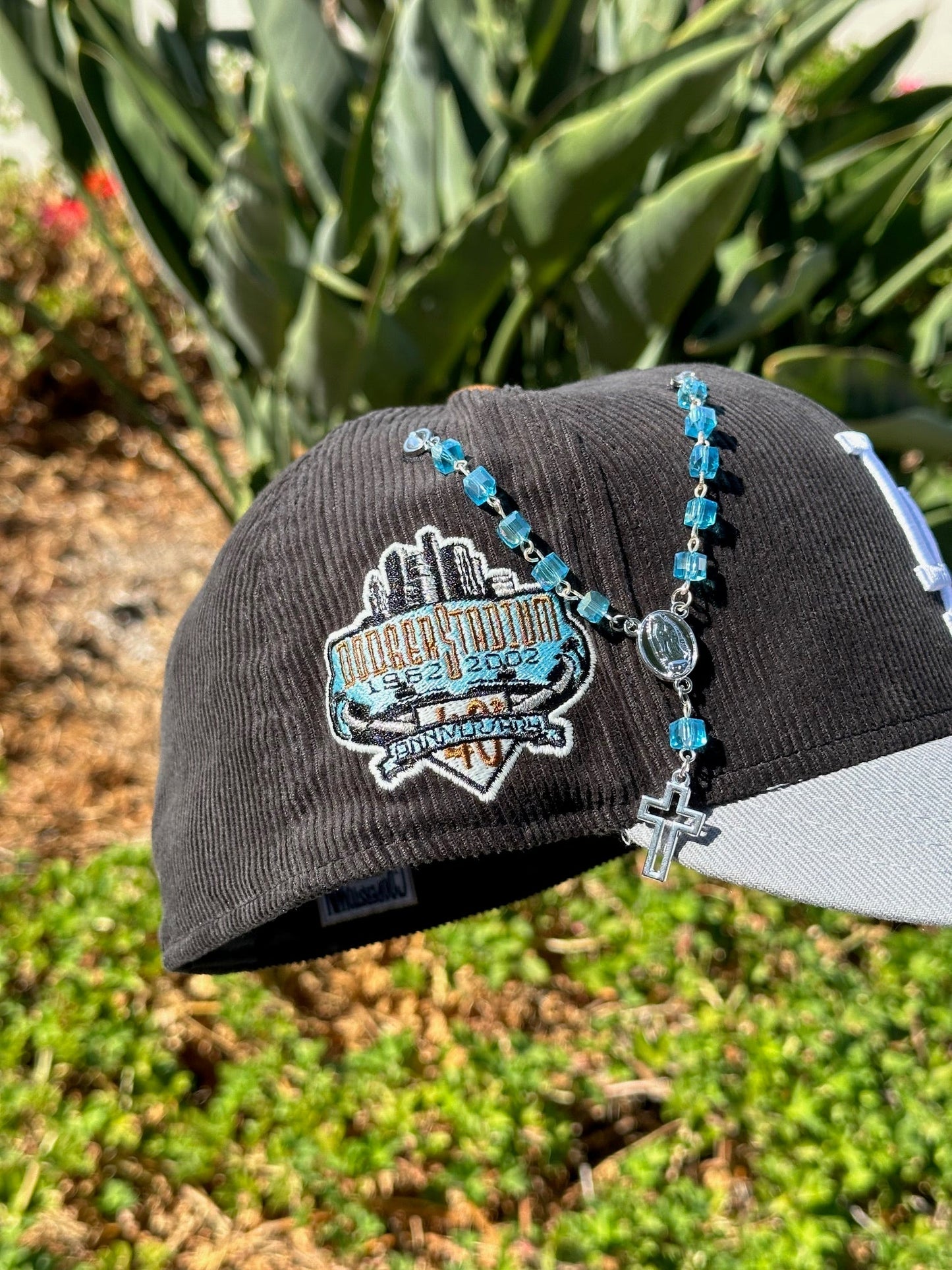 NEW ERA EXCLUSIVE 59FIFTY CORDUROY/GREY LOS ANGELES DODGERS W/ 40TH ANNIVERSARY PATCH SIDE PATCH