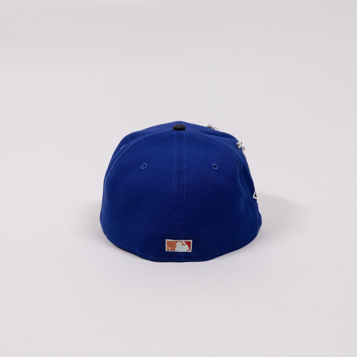 NEW ERA EXCLUSIVE 59FIFTY DARK BLUE/ BLACK NEW YORK YANKEES W/ 1999 WORLD SERIES SIDE PATCH