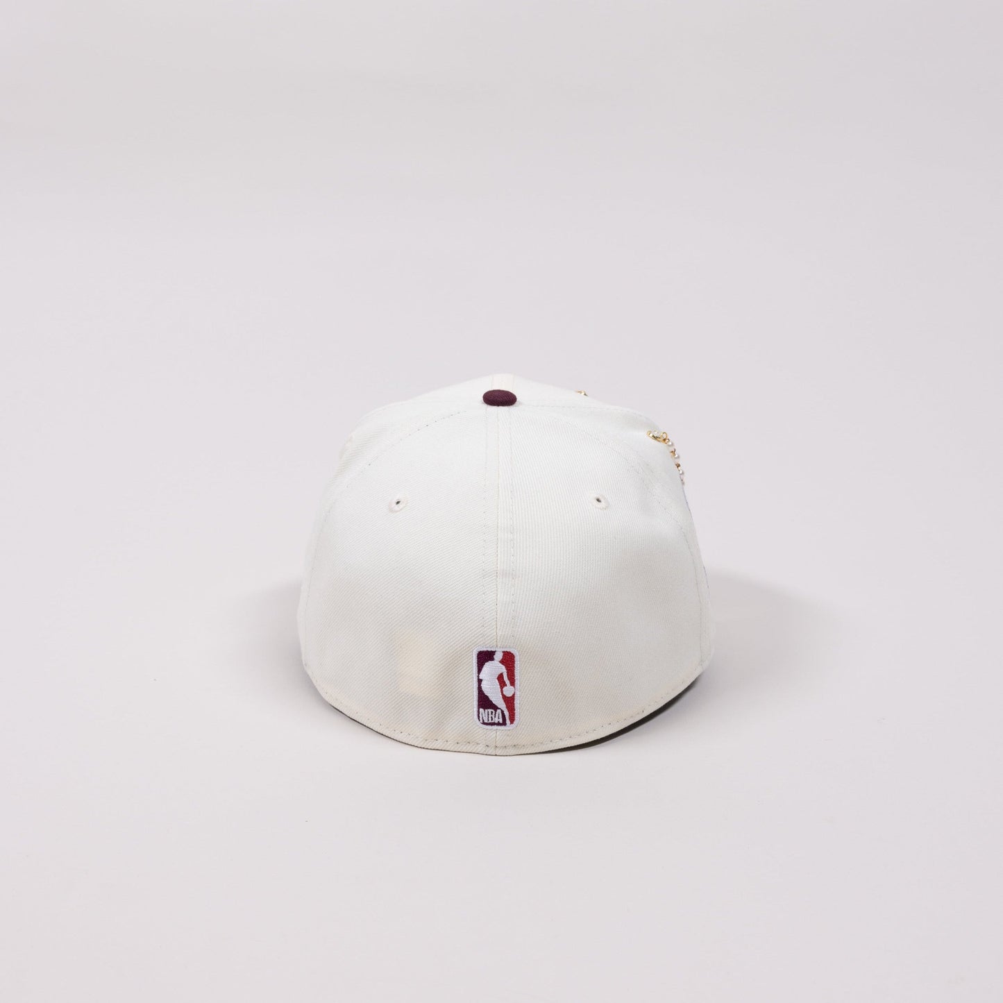 NEW ERA EXCLUSIVE 59FIFTY CHROME/ BURGUNDY LOS ANGELES LAKERS SCRIPT W/ 60TH ANNIVERSARY SIDE PATCH