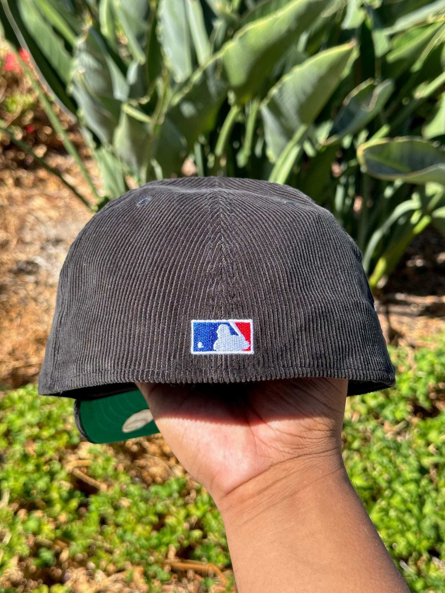 NEW ERA EXCLUSIVE 59FIFTY BLACK CORDUROY LOS ANGELES DODGERS W/ 100TH ANNIVERSARY SIDE PATCH
