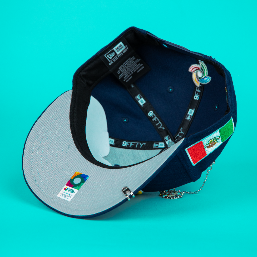 NEW ERA 9FIFTY DARK BLUE MEXICO WBC SNAPBACK W/ MEXICO FLAG SIDE PATCH