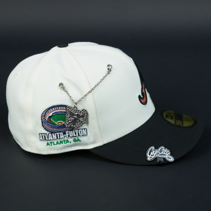 NEW ERA EXCLUSIVE 59FIFTY CHROME/ BLACK ATLANTA BRAVES W/ ATLANTA-FULTON SIDE PATCH