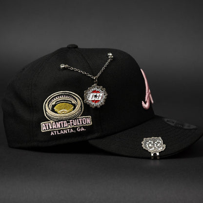 NEW ERA EXCLUSIVE 9FIFTY BLACK ATLANTA BRAVES SNAPBACK W/ ATL-FULTON SIDE PATCH