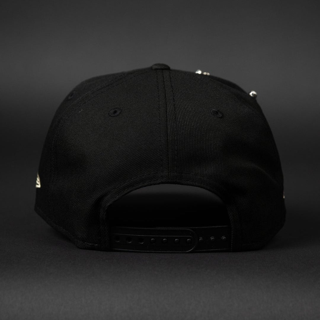 NEW ERA EXCLUSIVE 9FIFTY BLACK ATLANTA BRAVES SNAPBACK W/ ATL-FULTON SIDE PATCH