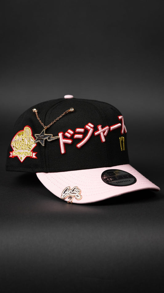 NEW ERA EXCLUSIVE 9FIFTY BLACK/ PINK LOS ANGELES DODGERS SNAPBACK W/ JAPANESE SCRIPT + WORLD SERIES CHAMPIONS SIDE PATCH