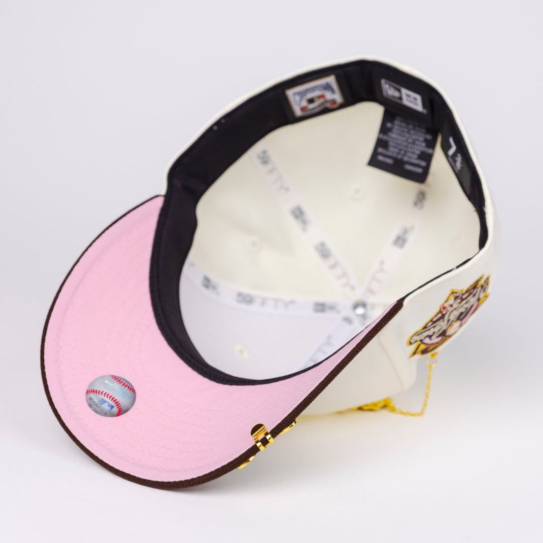 NEW ERA EXCLUSIVE 59FIFTY CHROME/ BROWN NEW YORK YANKEES W/ 2000 WORLD SERIES SIDE PATCH