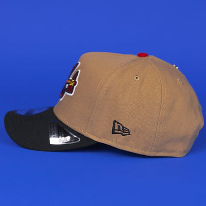 NEW ERA 9FIFTY A-FRAME CAMEL BROWN ATLANTA BRAVES SNAPBACK W/ 1999 WORLD SERIES SIDE PATCH