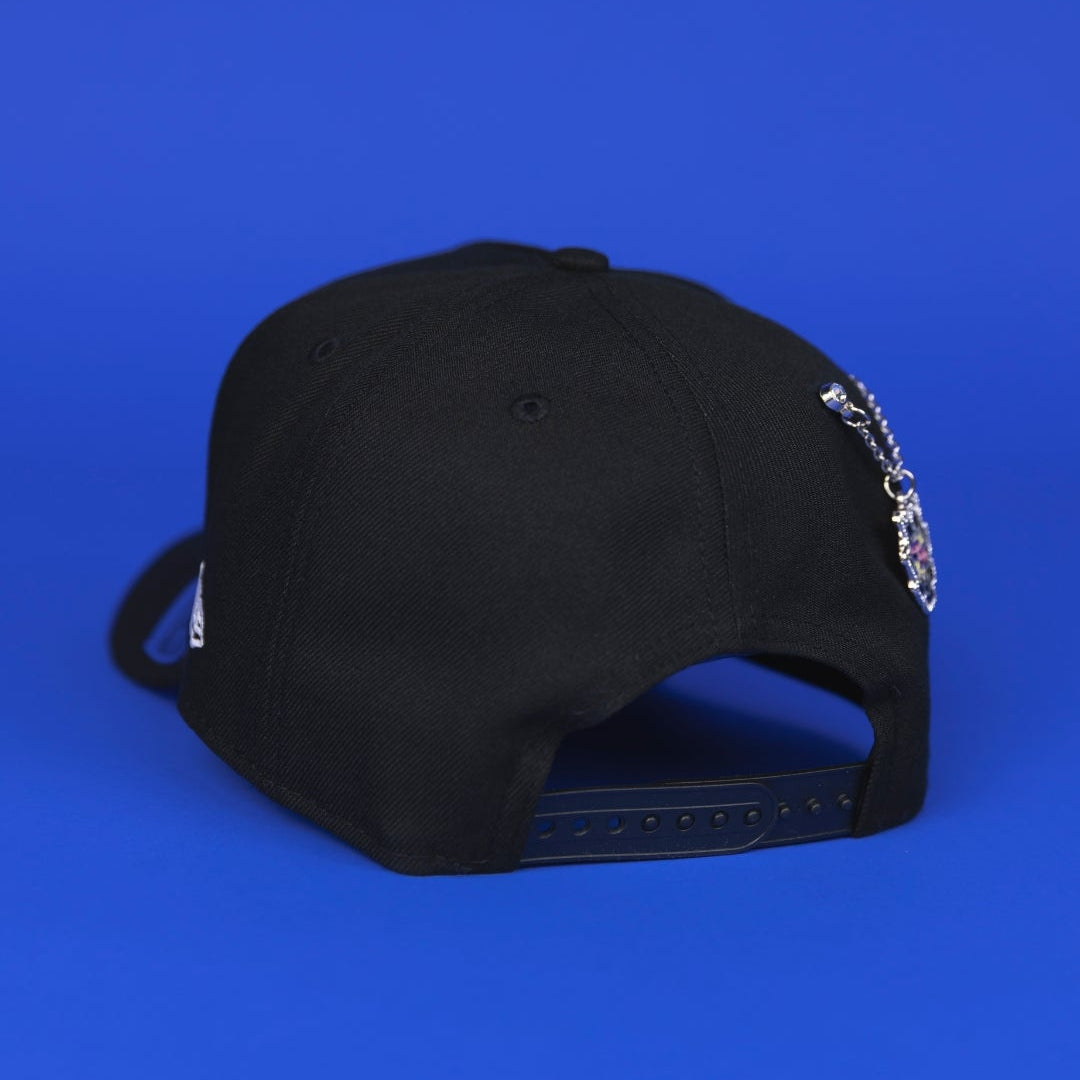 NEW ERA 9FIFTY A-FRAME BLACK ATLANTA BRAVES SNAPBACK W/ 1999 WORLD SERIES SIDE PATCH