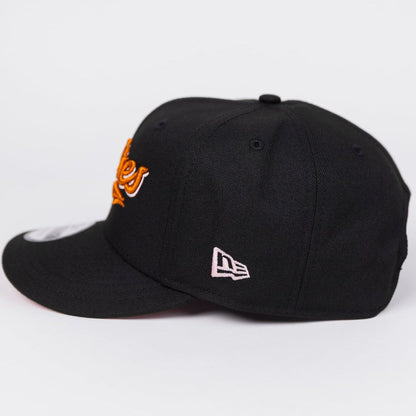 NEW ERA EXCLUSIVE 9FIFTY BLACK SAN DIEGO PADRES SCRIPT SNAPBACK W/ 40TH ANNIVERSARY SIDE PATCH