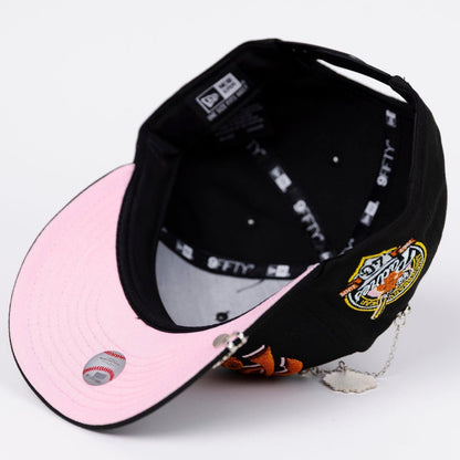 NEW ERA EXCLUSIVE 9FIFTY BLACK SAN DIEGO PADRES SCRIPT SNAPBACK W/ 40TH ANNIVERSARY SIDE PATCH