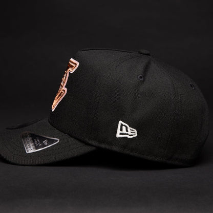 NEW ERA 9FIFTY A-FRAME BLACK LOS ANGELES LAKERS SNAPBACK W/ 17X CHAMPS SIDE PATCH