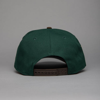 NEW ERA 9FIFTY A-FRAME FOREST GREEN/BROWN NEW YORK YANKEES W/ ROSES + 2000 WORLD SERIES SIDE PATCH