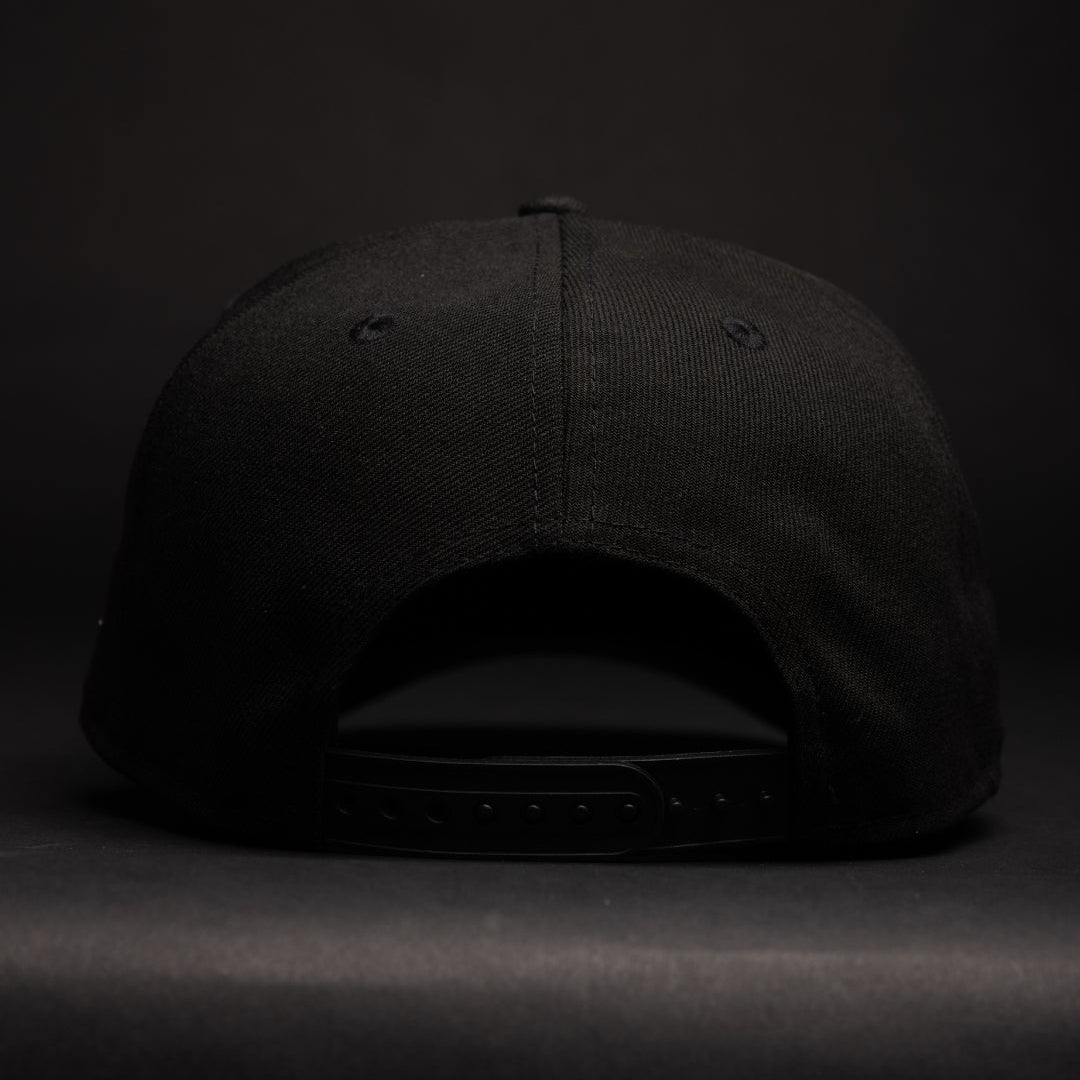 NEW ERA 9FIFTY A-FRAME BLACK LOS ANGELES KINGS SCRIPT SNAPBACK W/ 2012 NHL CHAMPIONS SIDE PATCH