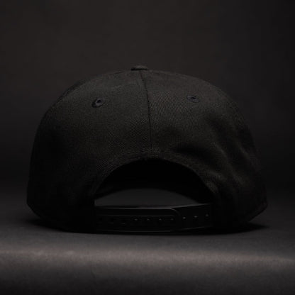 NEW ERA 9FIFTY A-FRAME BLACK ATLANTA BRAVES SNAPBACK W/ MASCOT SIDE PATCH