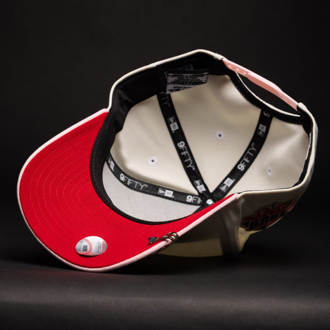 NEW ERA 9FIFTY A-FRAME CHROME/PINK ATLANTA BRAVES W/ ROSES + 1999 WORLD SERIES SIDE PATCH