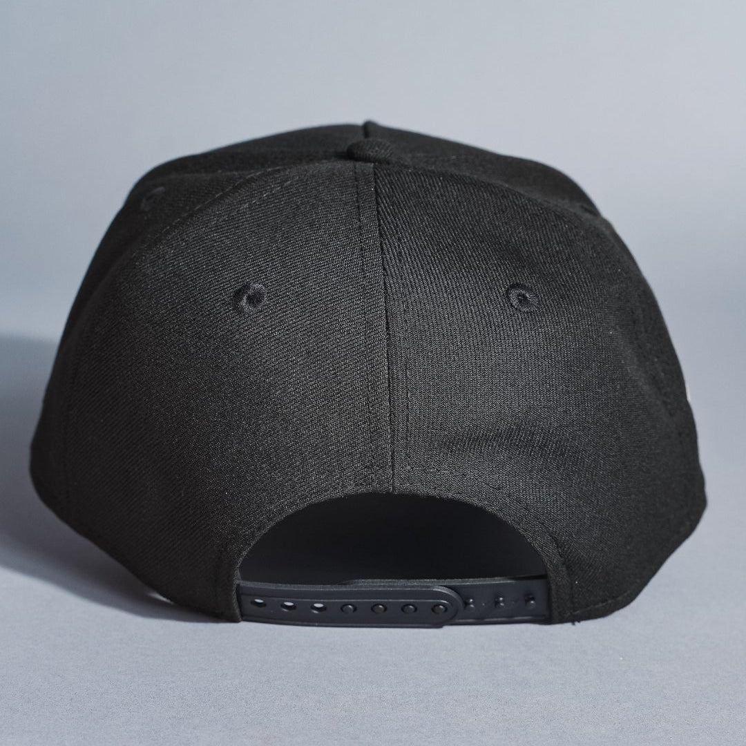 NEW ERA 9FIFTY A-FRAME BLACK CHICAGO WHITE SOX SNAPBACK W/ ROSES + 2003 ALL STAR GAME SIDE PATCH