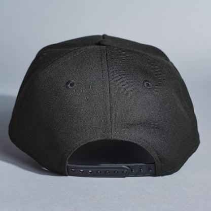 NEW ERA 9FIFTY A-FRAME BLACK CHICAGO WHITE SOX SNAPBACK W/ ROSES + 2003 ALL STAR GAME SIDE PATCH