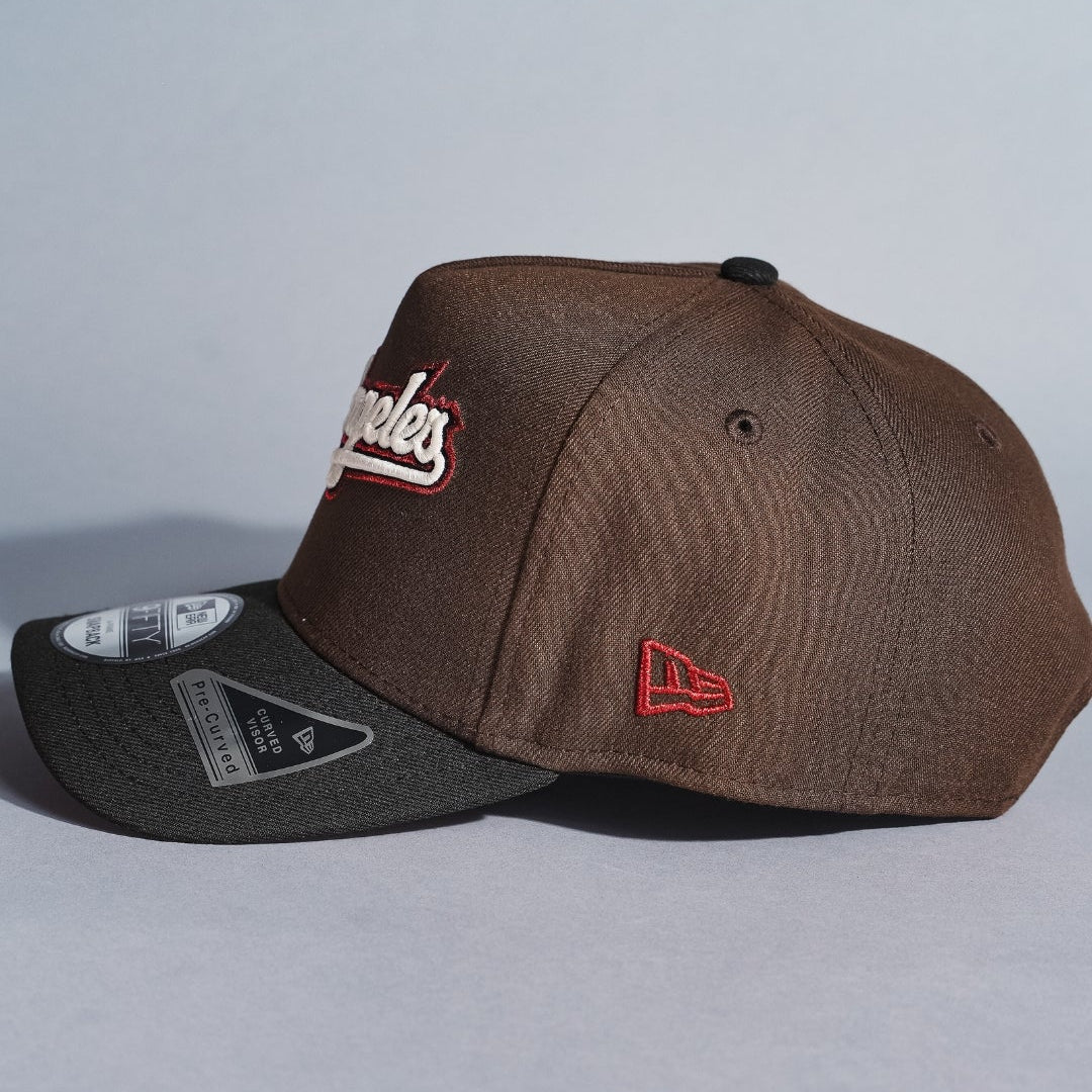 NEW ERA 9FIFTY A-FRAME BROWN/BLACK LOS ANGELES DODGERS SCRIPT SNAPBACK W/ 40TH ANNIVERSARY SIDE PATCH