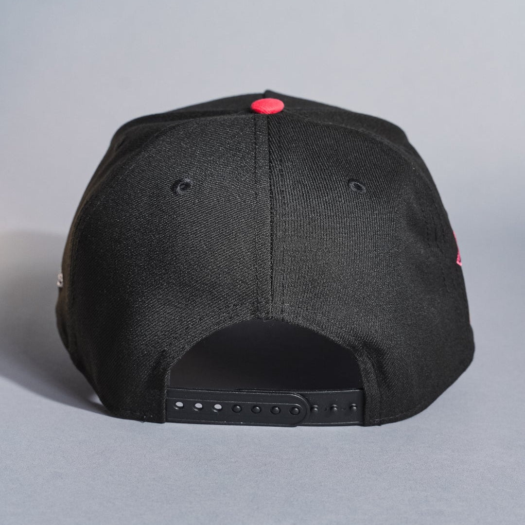 NEW ERA 9FIFTY A-FRAME BLACK ATLANTA BRAVES SNAPBACK W/ 2000 ALL STAR GAME SIDE PATCH