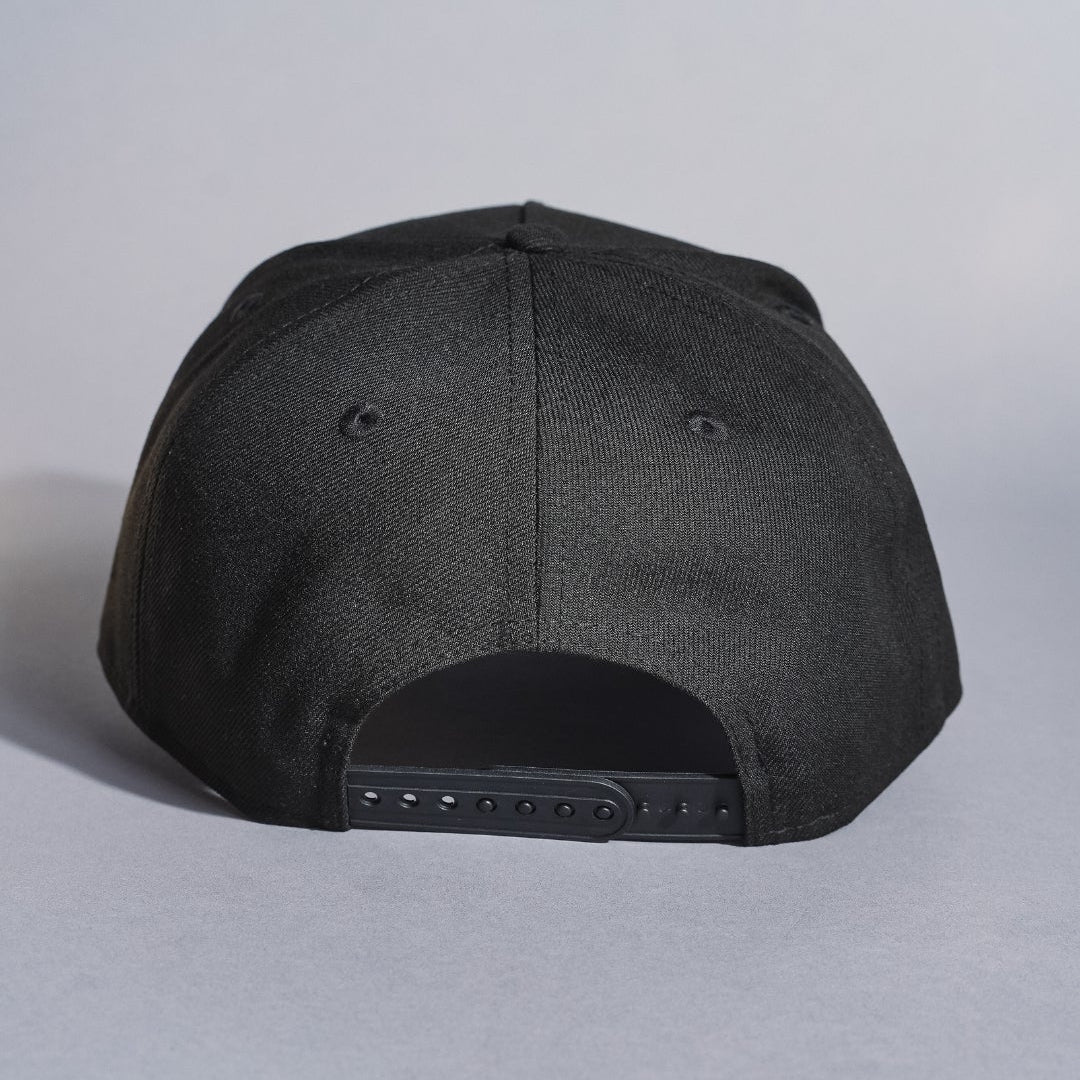NEW ERA 9FIFTY A-FRAME BLACKED OUT TORONTO BLUE JAYS SNAPBACK W/ 30TH ANNIVERSARY SIDE PATCH