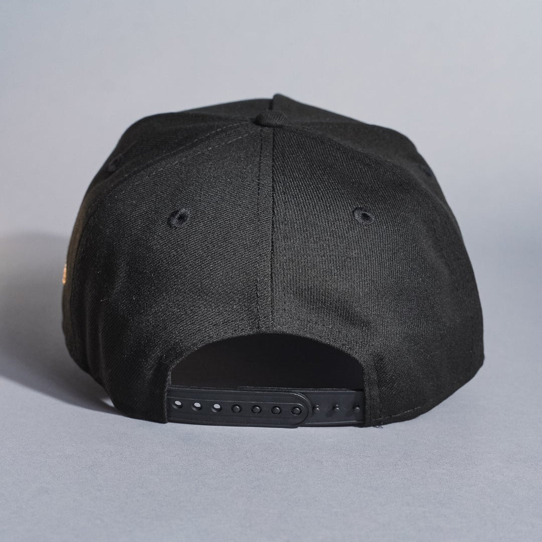 NEW ERA 9FIFTY A-FRAME BLACK TORONTO BLUE JAYS SNAPBACK W/ 1996 WORLD SERIES SIDE PATCH